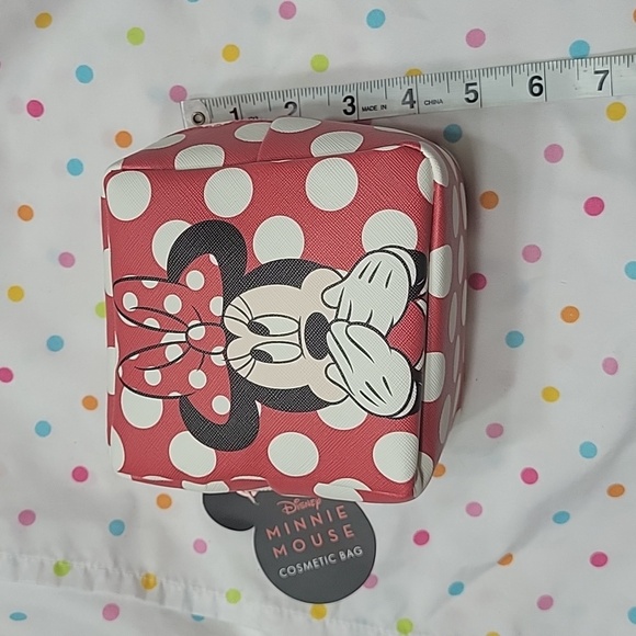 Disney Minnie Mouse Cosmetic Case - Picture 5 of 5